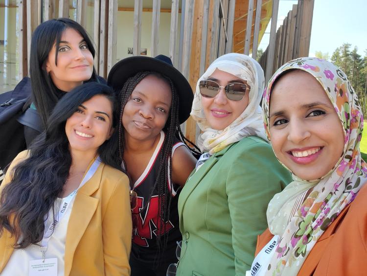 Atefe Asadi and Hayat Al-Sharif, together with other participants at the WEXFO Youth on the island of Utøya. Photo: Private.